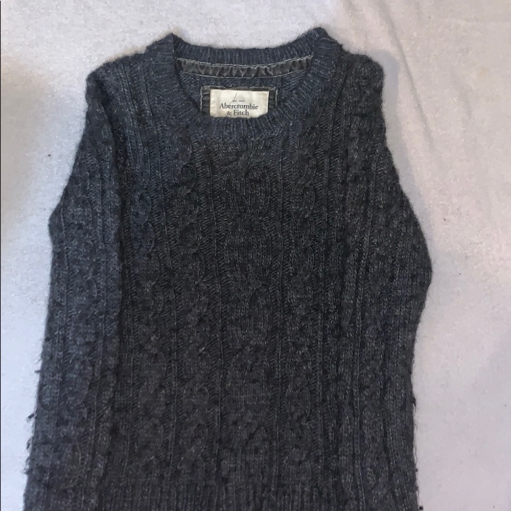 Women’s sweater